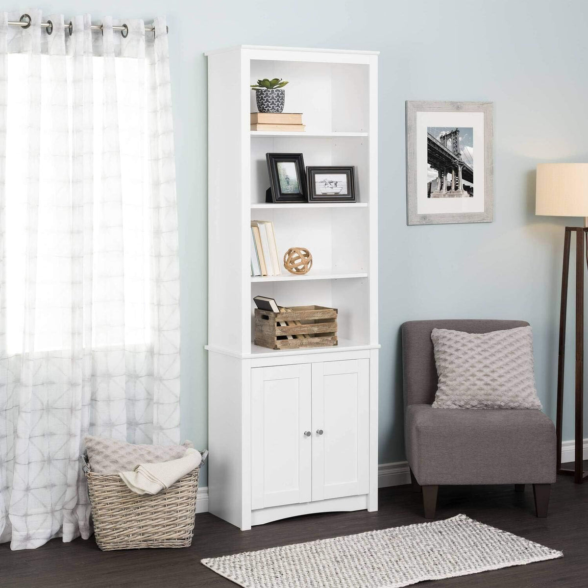 White Tall Bookcase with 2 Doors E436
